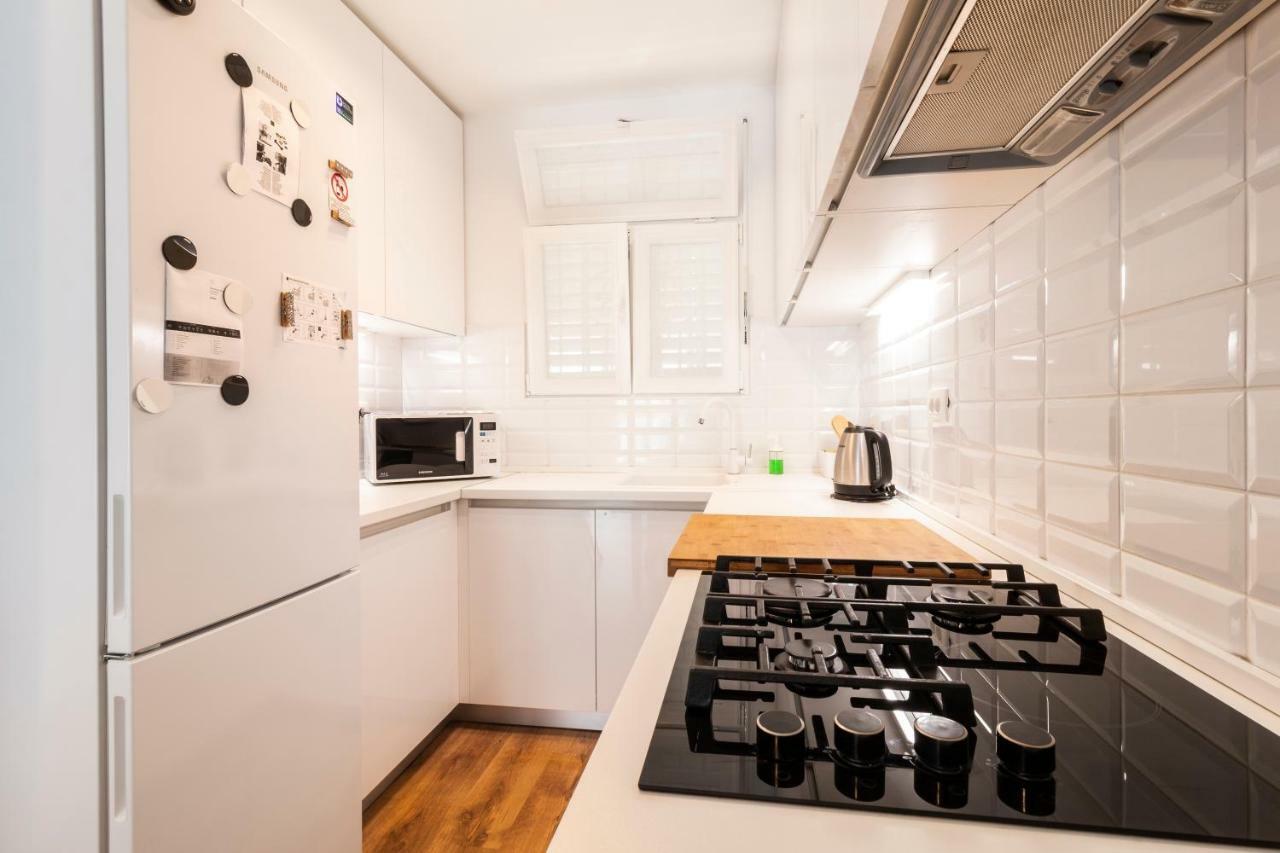 Apartment In Centre For 6 Сплит Екстериор снимка