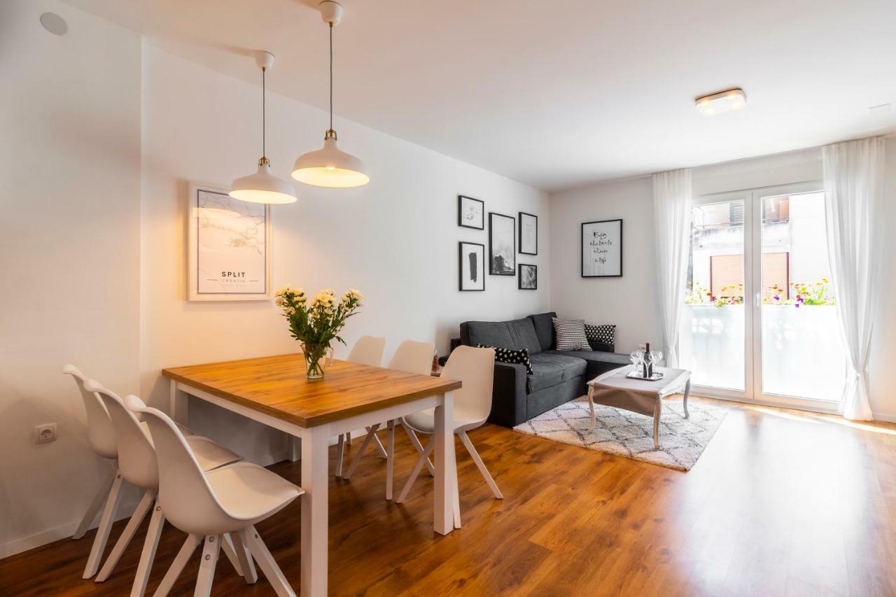 Apartment In Centre For 6 Сплит Екстериор снимка