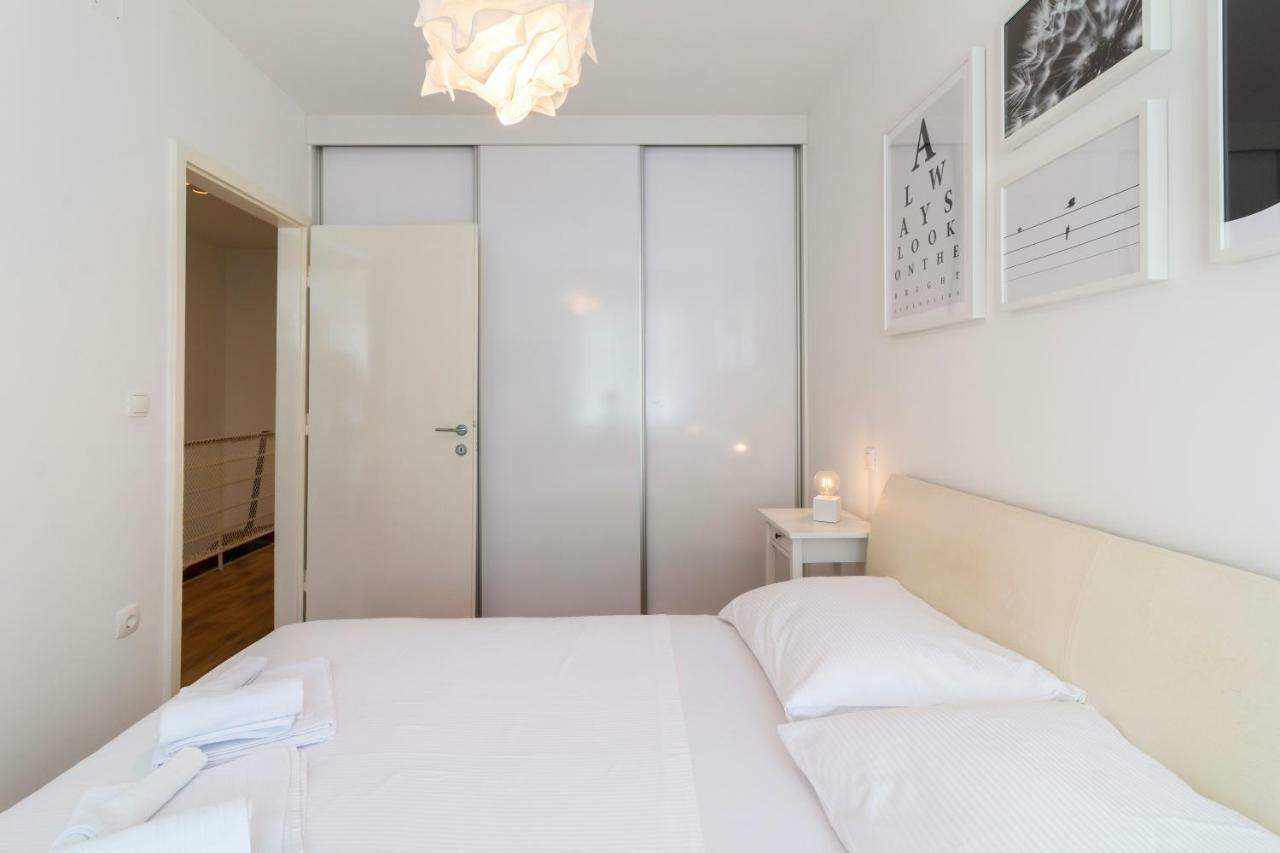 Apartment In Centre For 6 Сплит Екстериор снимка