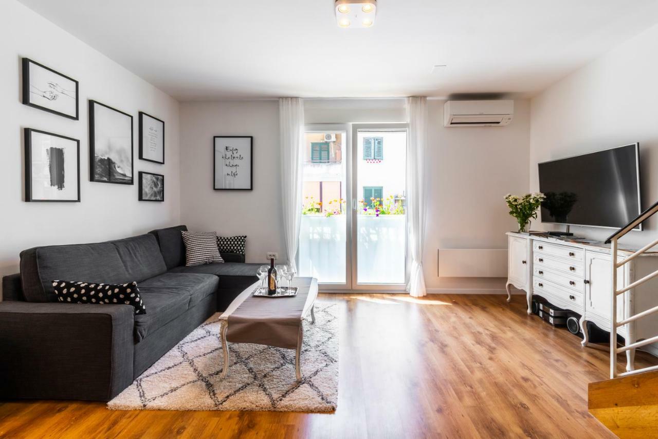 Apartment In Centre For 6 Сплит Екстериор снимка