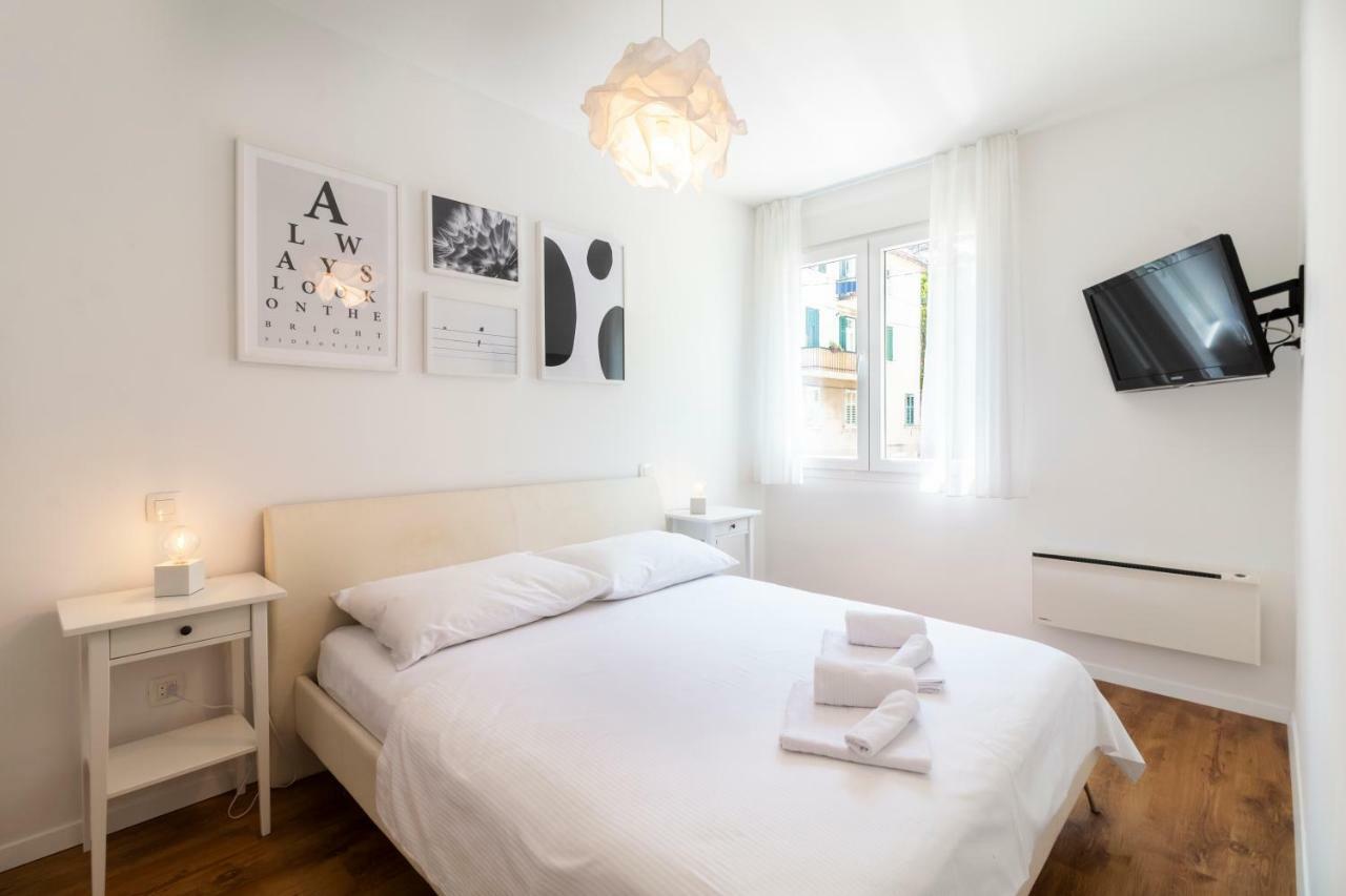 Apartment In Centre For 6 Сплит Екстериор снимка