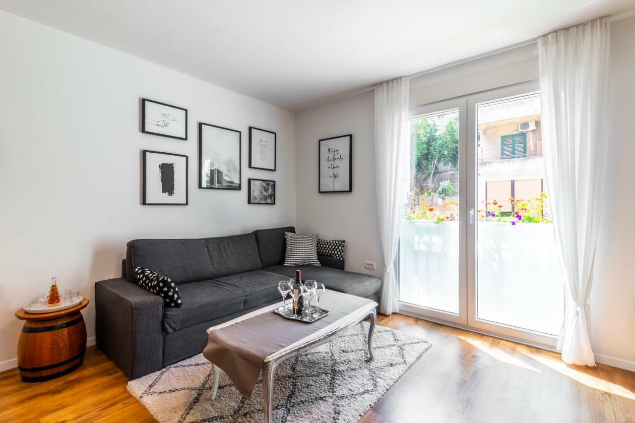 Apartment In Centre For 6 Сплит Екстериор снимка